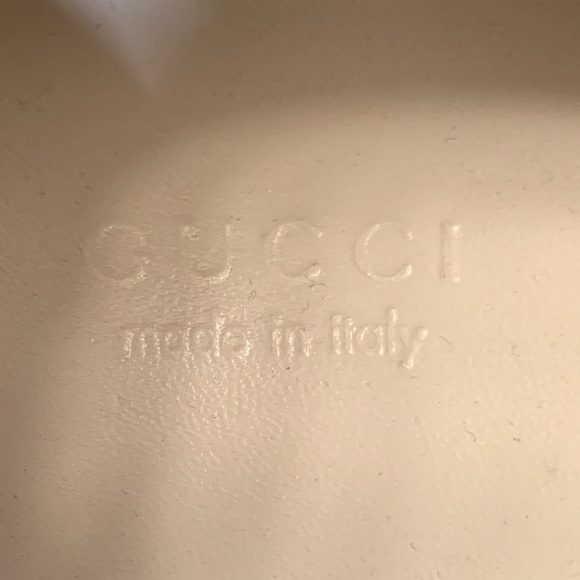 SOLD: Gucci mens sneakers - Picture 7 of 8